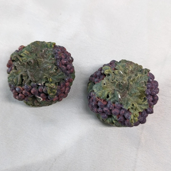 Vintage Topfirm Green Glass Spice Jars with Resin Grapes Lid, Set of 5 - Picture 6 of 6